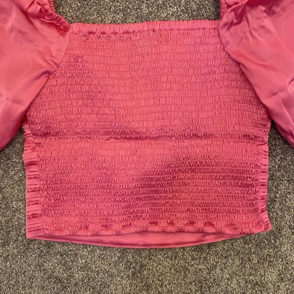 Express Women's Satin V-Bar Puff Sleeve Ruched Pleated Top Pink Size XS NWT $58 - Picture 11 of 16